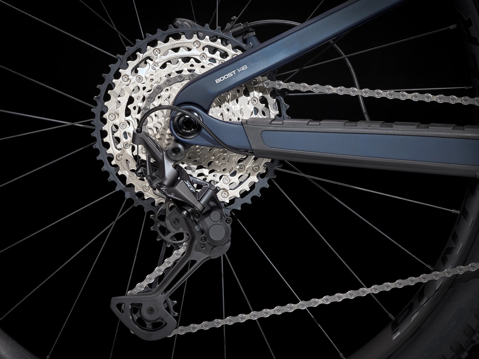 Trek Fuel EX 9.7 SLX/XT S 27.5 Matte Carbon Blue Smoke - WERKSTATT17 Bikeshop 4 Trek Fuel EX 9.7 SLX/XT S 27.5 Matte Carbon Blue Smoke - WERKSTATT17 Bikeshop – Bild 2