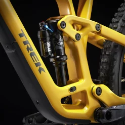 Trek Fuel EX 9.8 GX AXS S 29 Satin Baja Yellow - WERKSTATT17 Bikeshop 17 Trek Fuel EX 9.8 GX AXS S 29 Satin Baja Yellow - WERKSTATT17 Bikeshop -Fahrradladen FuelEX98GXAXS 23 36953 C Alt5