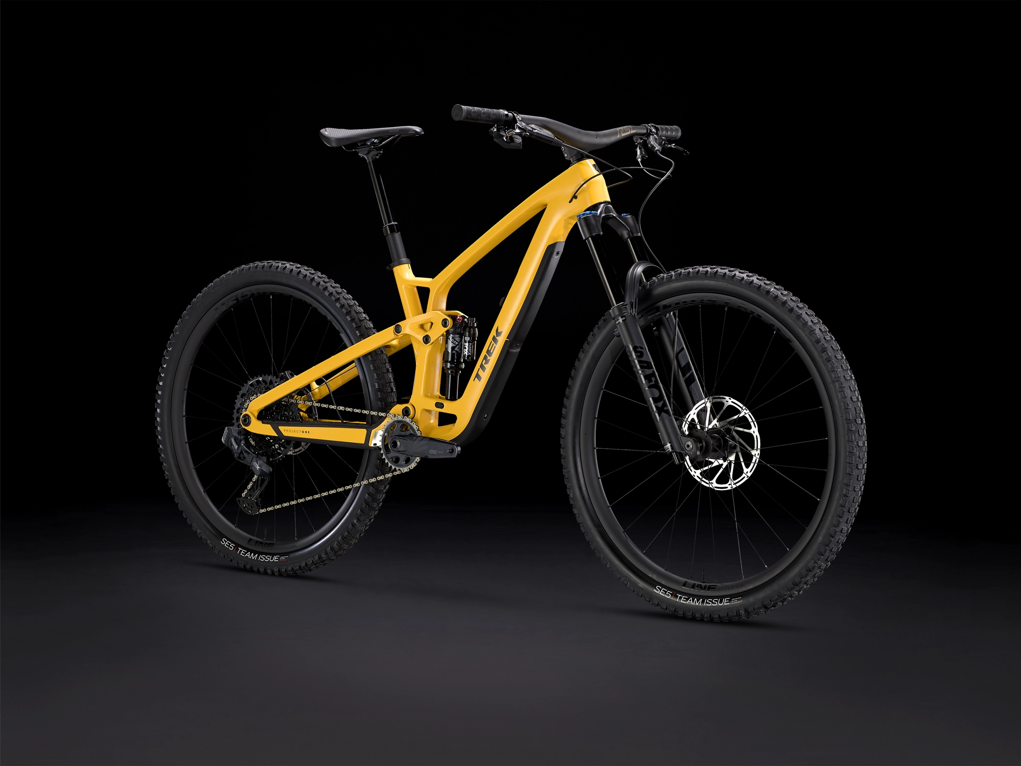 Trek Fuel EX 9.8 GX AXS S 29 Satin Baja Yellow - WERKSTATT17 Bikeshop 3 Trek Fuel EX 9.8 GX AXS S 29 Satin Baja Yellow - WERKSTATT17 Bikeshop