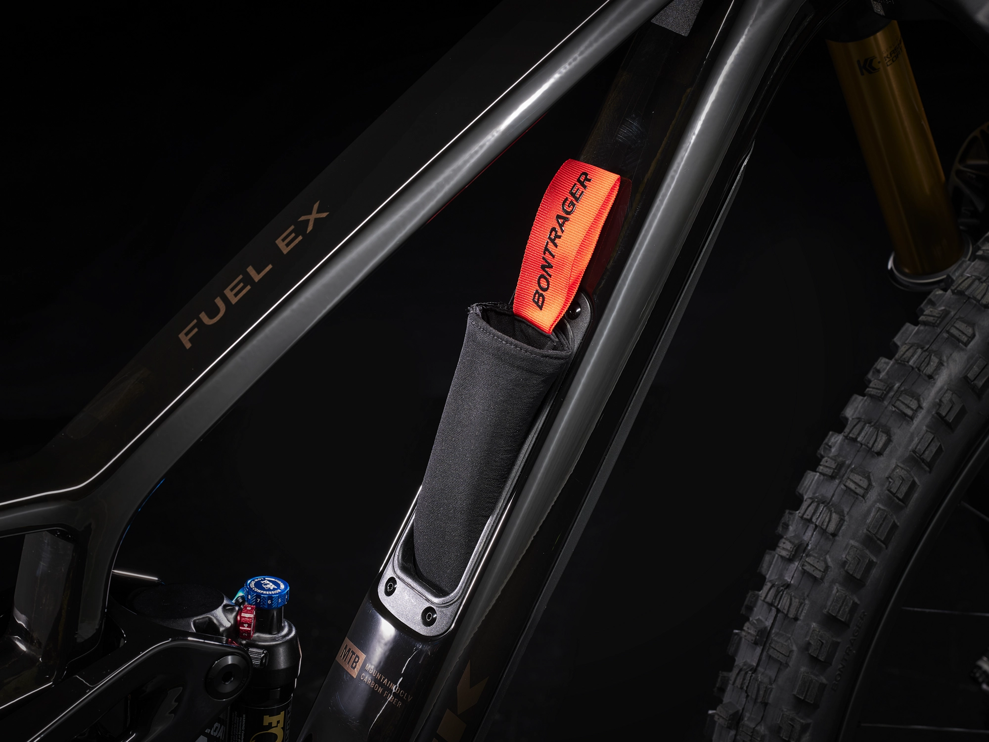 Trek Fuel EX 9.9 XTR ML 29 Deep Smoke - WERKSTATT17 Bikeshop 4 Trek Fuel EX 9.9 XTR ML 29 Deep Smoke - WERKSTATT17 Bikeshop – Bild 2