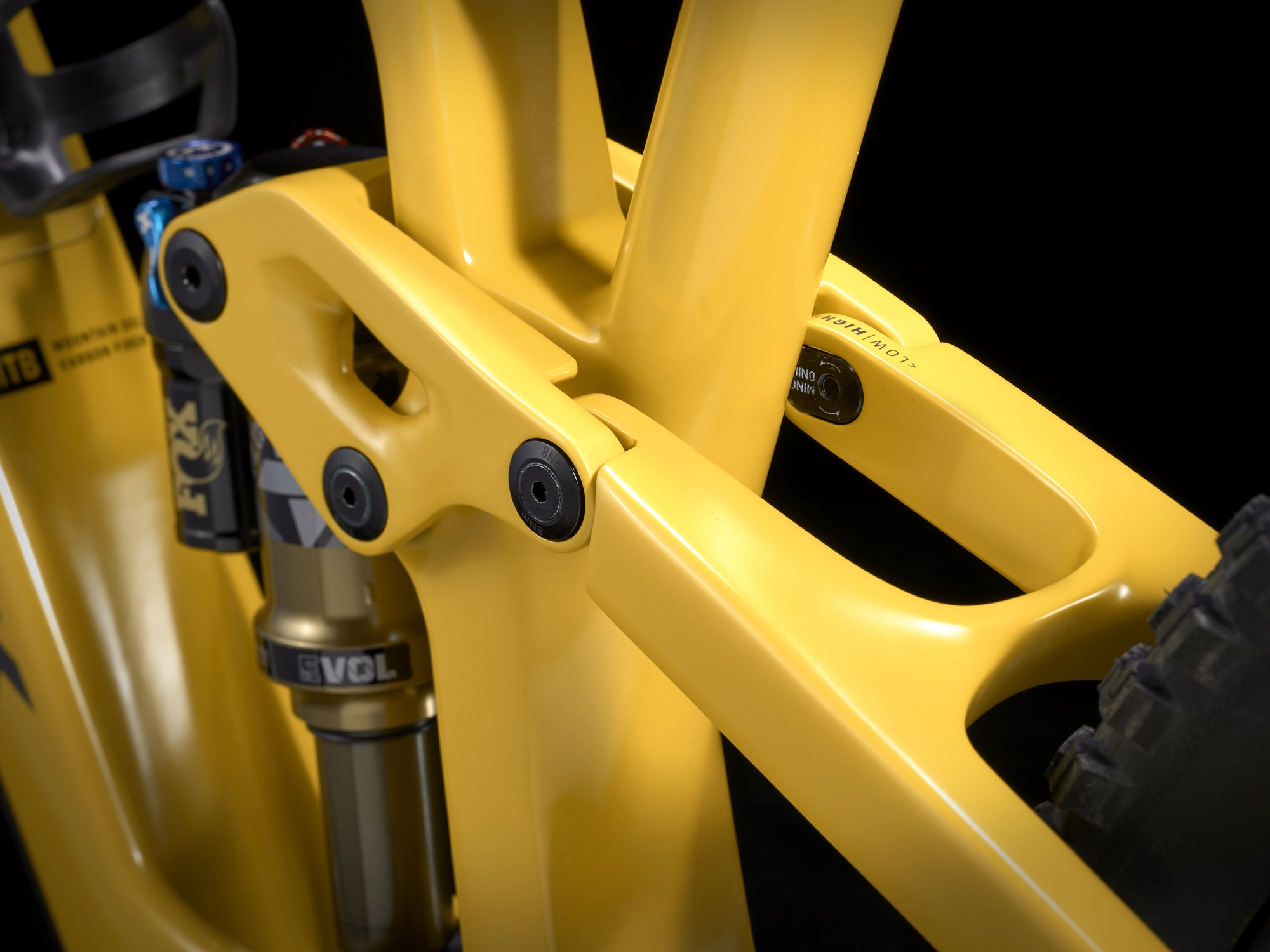 Trek Fuel EX 9.9 XX1 AXS XL 29 Satin Baja Yellow - WERKSTATT17 Bikeshop 5 Trek Fuel EX 9.9 XX1 AXS XL 29 Satin Baja Yellow - WERKSTATT17 Bikeshop – Bild 3