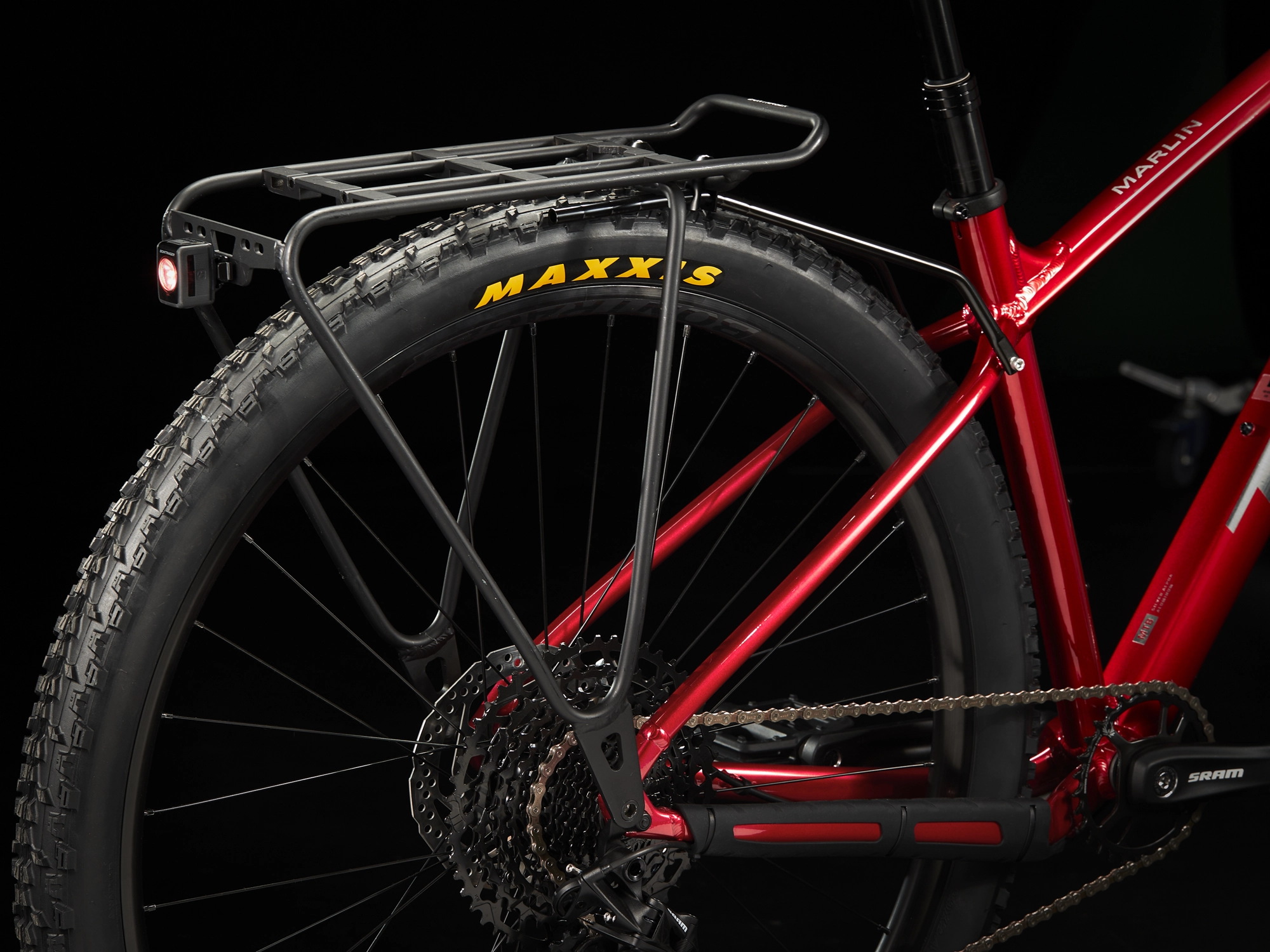 Trek Marlin 8 L 29 Crimson - WERKSTATT17 Bikeshop 12 Trek Marlin 8 L 29 Crimson - WERKSTATT17 Bikeshop – Bild 10