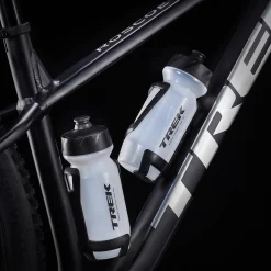 Trek Roscoe 7 M Matte Trek Black - WERKSTATT17 Bikeshop 23 Trek Roscoe 7 M Matte Trek Black - WERKSTATT17 Bikeshop -Fahrradladen Roscoe7 22 35116 A Accessory1