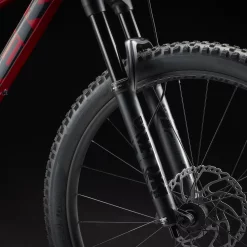 Trek Roscoe 9 S Crimson - WERKSTATT17 Bikeshop 19 Trek Roscoe 9 S Crimson - WERKSTATT17 Bikeshop -Fahrradladen Roscoe9 22 35118 A Alt6