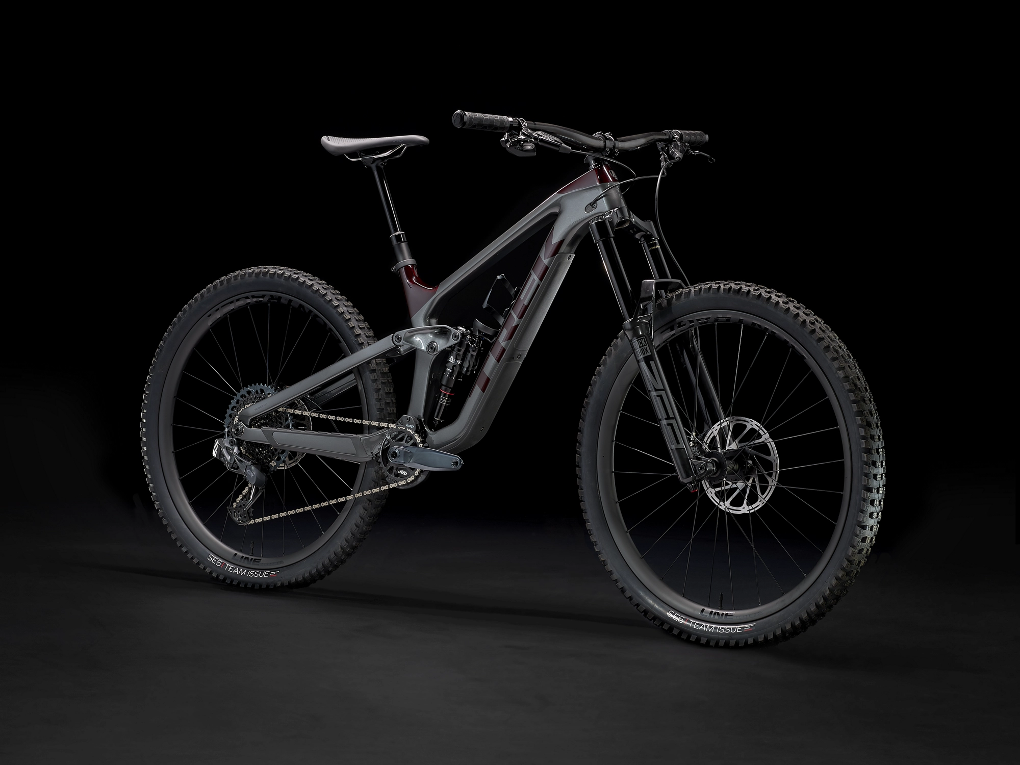 Trek Slash 9.8 GX AXS ML 29 Lithium Grey - WERKSTATT17 Bikeshop 3 Trek Slash 9.8 GX AXS ML 29 Lithium Grey - WERKSTATT17 Bikeshop