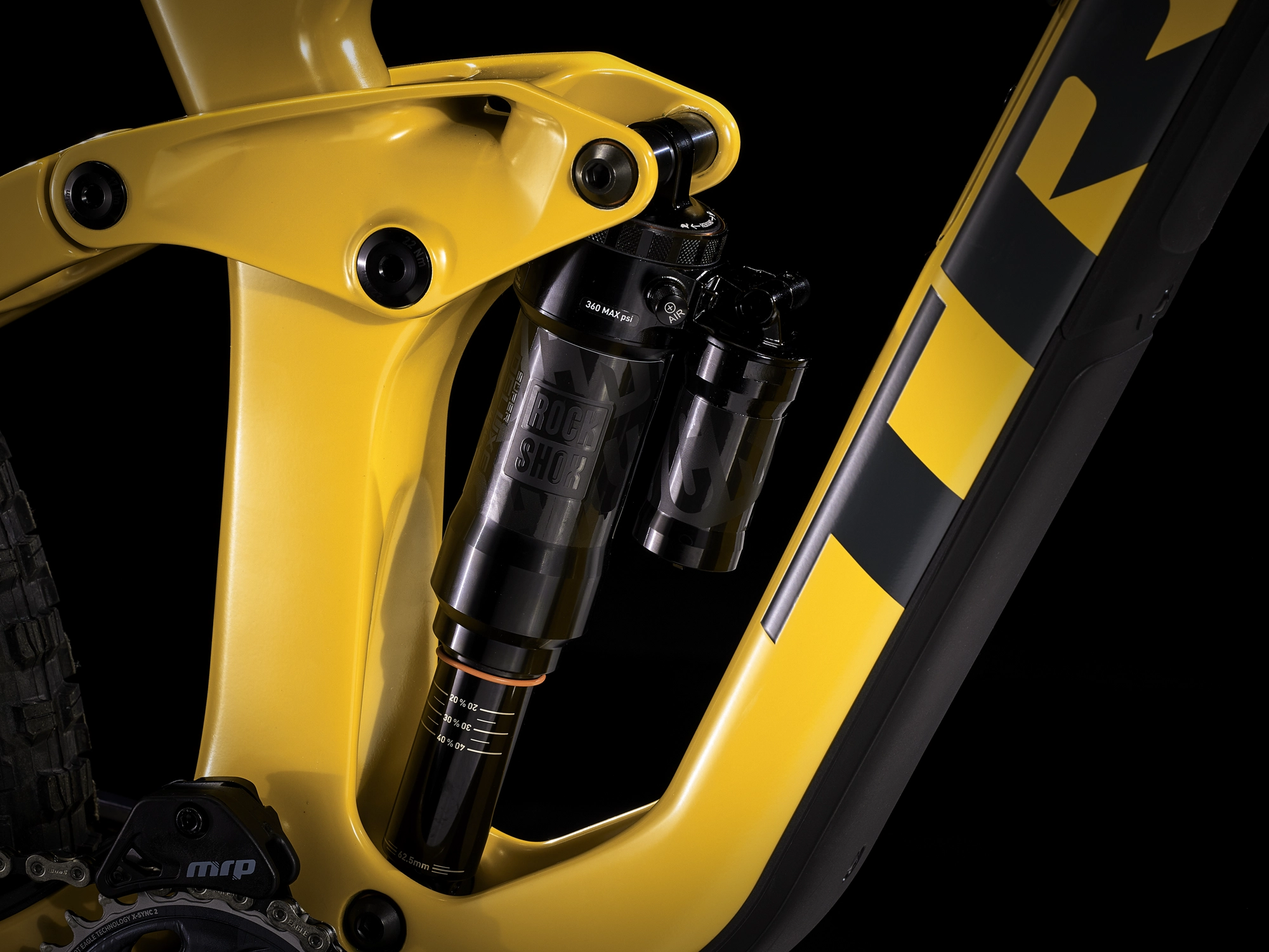 Trek Slash 9.8 GX AXS L 29 Satin Baja Yellow - WERKSTATT17 Bikeshop 7 Trek Slash 9.8 GX AXS L 29 Satin Baja Yellow - WERKSTATT17 Bikeshop – Bild 5