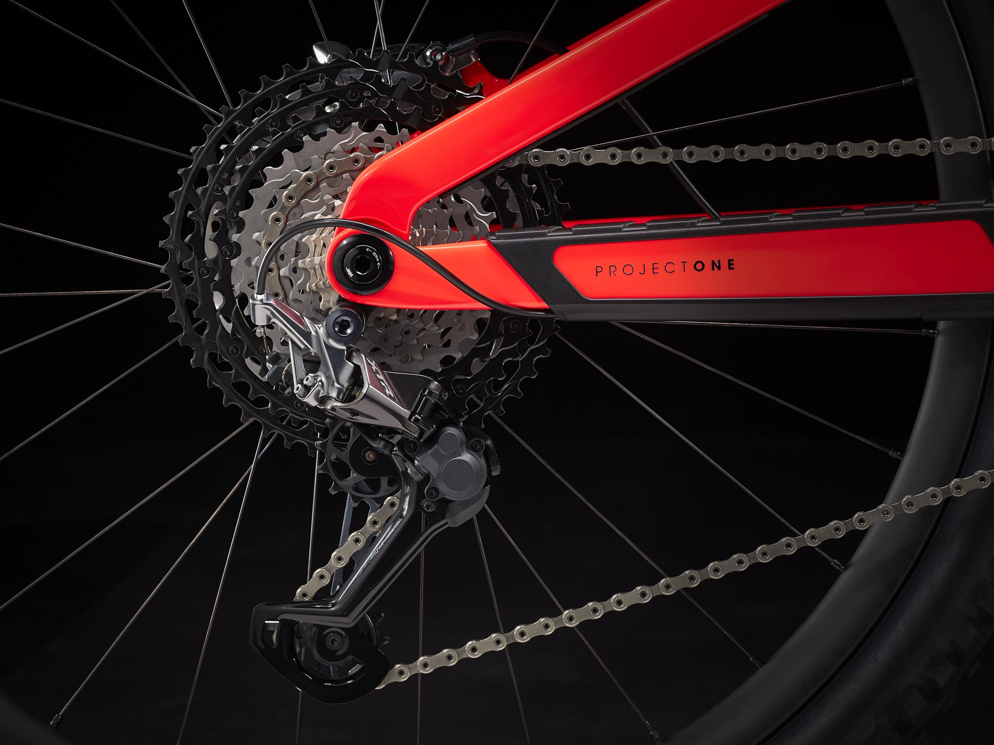 Trek Slash 9.9 XTR XL 29 Radioactive Coral To Yellow Fa - WERKSTATT17 Bikeshop 4 Trek Slash 9.9 XTR XL 29 Radioactive Coral To Yellow Fa - WERKSTATT17 Bikeshop – Bild 2