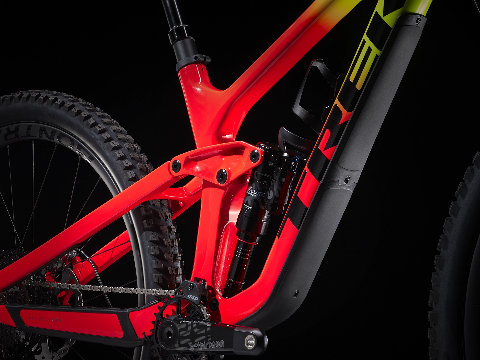 Trek Slash 9.9 XTR XL 29 Radioactive Coral To Yellow Fa - WERKSTATT17 Bikeshop 13 Trek Slash 9.9 XTR XL 29 Radioactive Coral To Yellow Fa - WERKSTATT17 Bikeshop – Bild 11