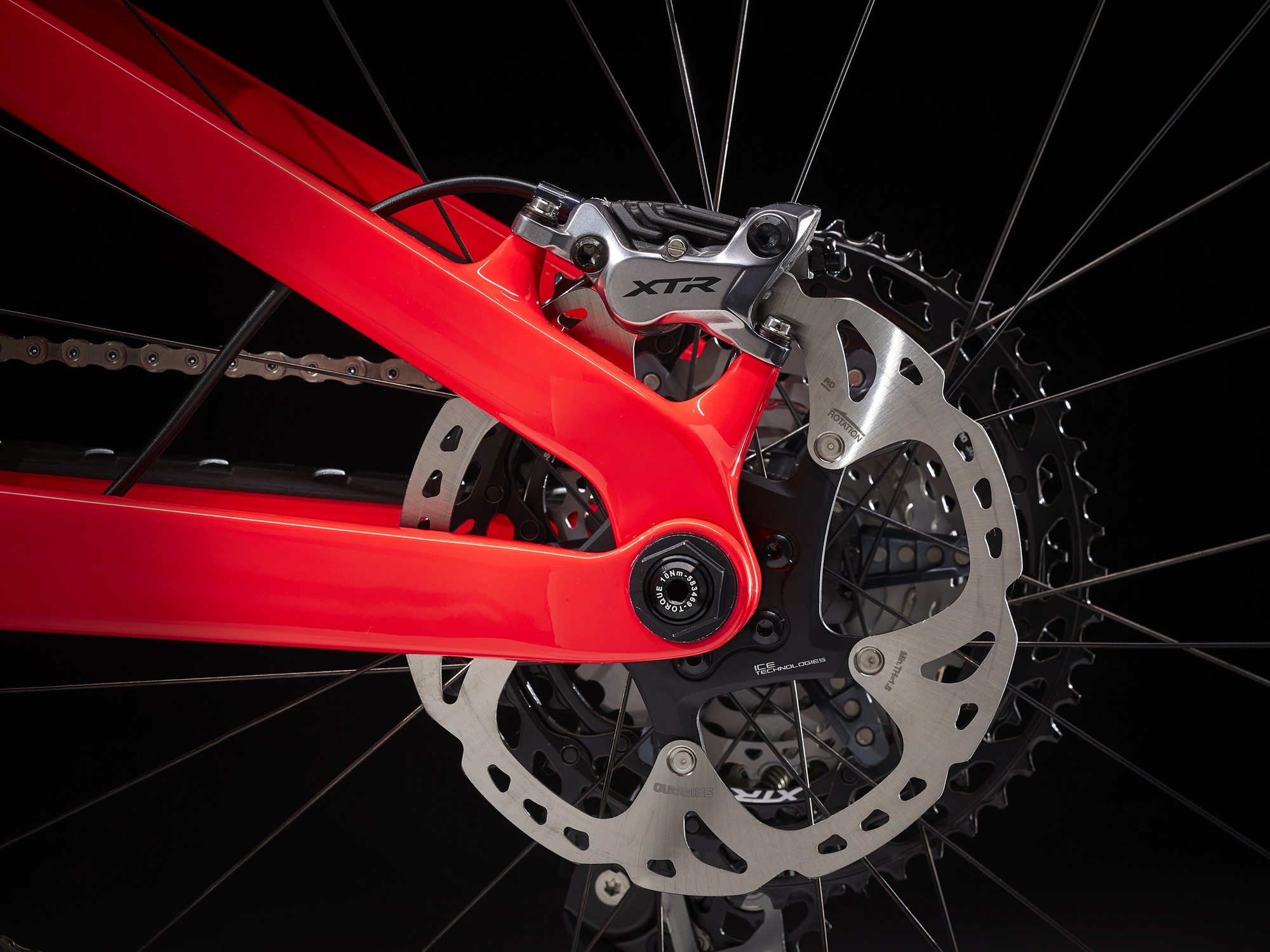 Trek Slash 9.9 XTR XL 29 Radioactive Coral To Yellow Fa - WERKSTATT17 Bikeshop 11 Trek Slash 9.9 XTR XL 29 Radioactive Coral To Yellow Fa - WERKSTATT17 Bikeshop – Bild 9