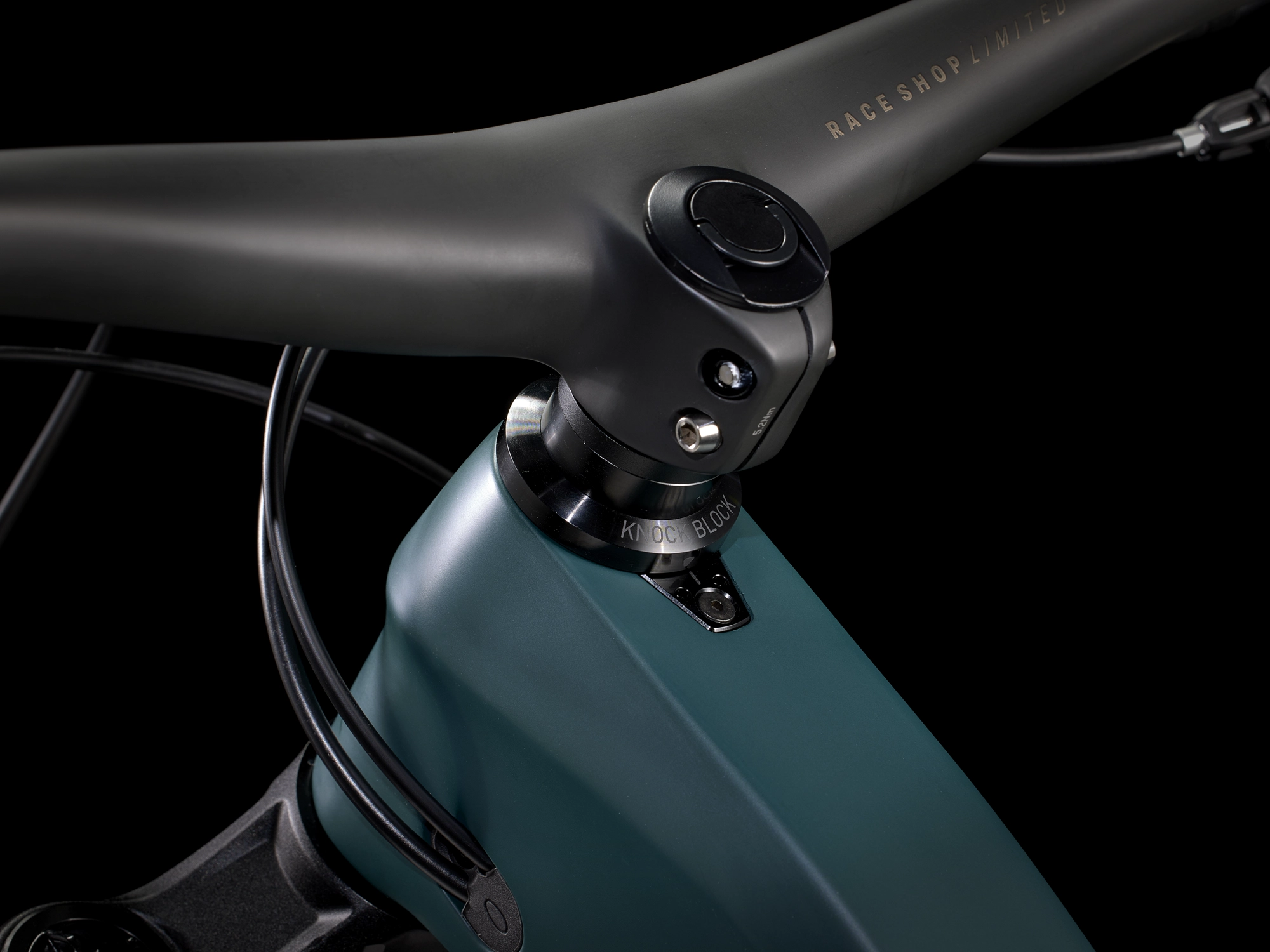 Trek Slash 9.9 XTR M 29 Matte Juniper - WERKSTATT17 Bikeshop 9 Trek Slash 9.9 XTR M 29 Matte Juniper - WERKSTATT17 Bikeshop – Bild 7