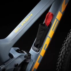 Trek Slash 9.9 XX1 FA L 29 Matte Battleship Blue - WERKSTATT17 Bikeshop 16 Trek Slash 9.9 XX1 FA L 29 Matte Battleship Blue - WERKSTATT17 Bikeshop -Fahrradladen Slash99XX1FA 22 36413 B Alt3