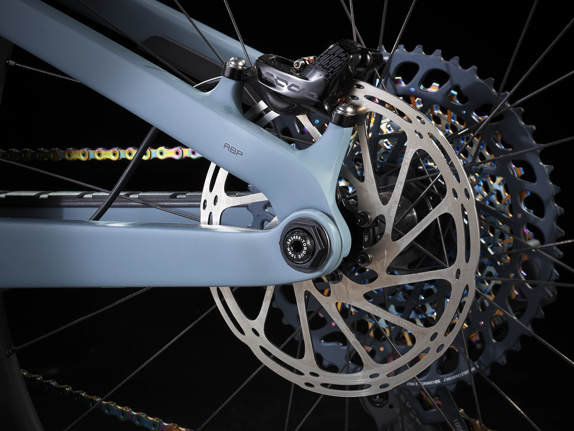 Trek Slash 9.9 XX1 FA L 29 Matte Battleship Blue - WERKSTATT17 Bikeshop 11 Trek Slash 9.9 XX1 FA L 29 Matte Battleship Blue - WERKSTATT17 Bikeshop – Bild 9