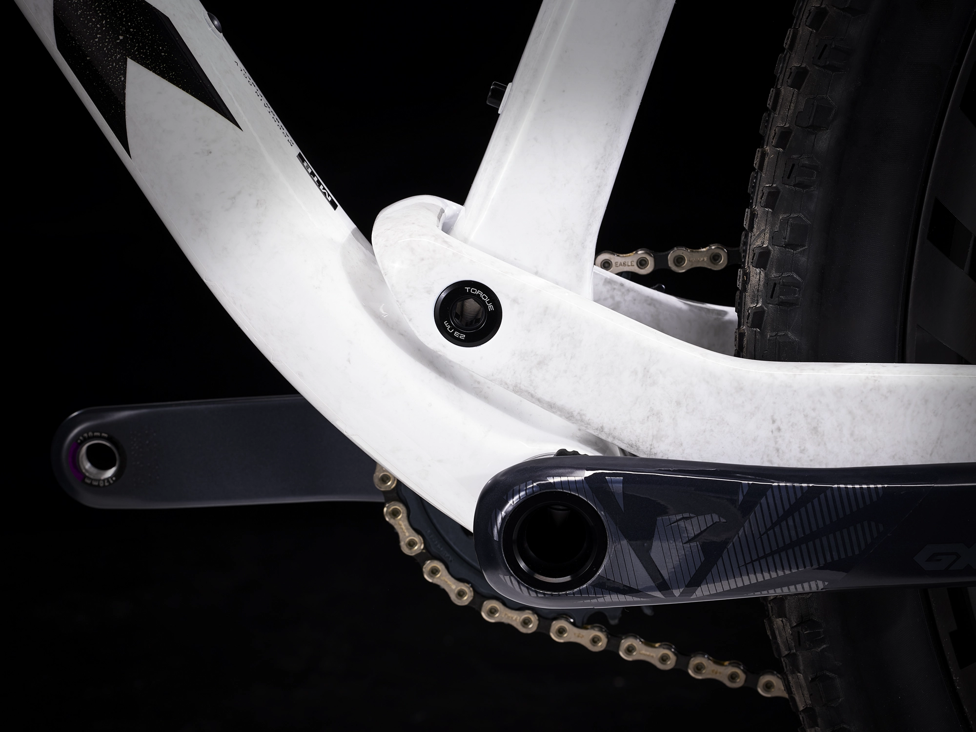 Trek Supercaliber 9.8 GX AXS S TK White/Gravel - WERKSTATT17 Bikeshop 11 Trek Supercaliber 9.8 GX AXS S TK White/Gravel - WERKSTATT17 Bikeshop – Bild 9