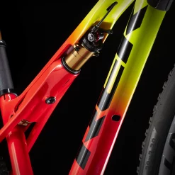 Trek Supercaliber 9.9 XTR L Radioactive Yellow To Coral - WERKSTATT17 Bikeshop 14 Trek Supercaliber 9.9 XTR L Radioactive Yellow To Coral - WERKSTATT17 Bikeshop -Fahrradladen Supercaliber99XTR 22 35144 C Alt1