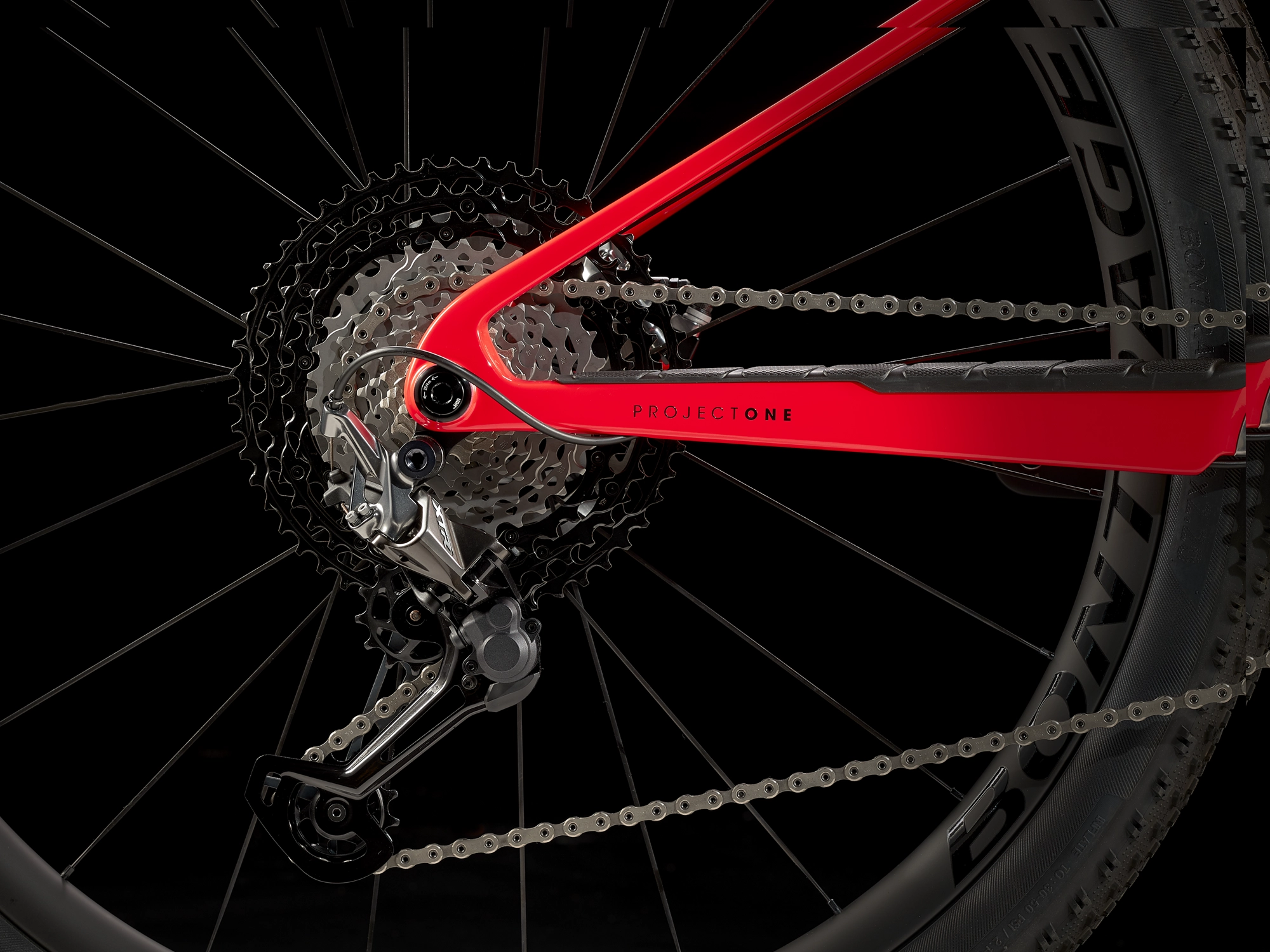 Trek Supercaliber 9.9 XTR L Radioactive Yellow To Coral - WERKSTATT17 Bikeshop 6 Trek Supercaliber 9.9 XTR L Radioactive Yellow To Coral - WERKSTATT17 Bikeshop – Bild 4