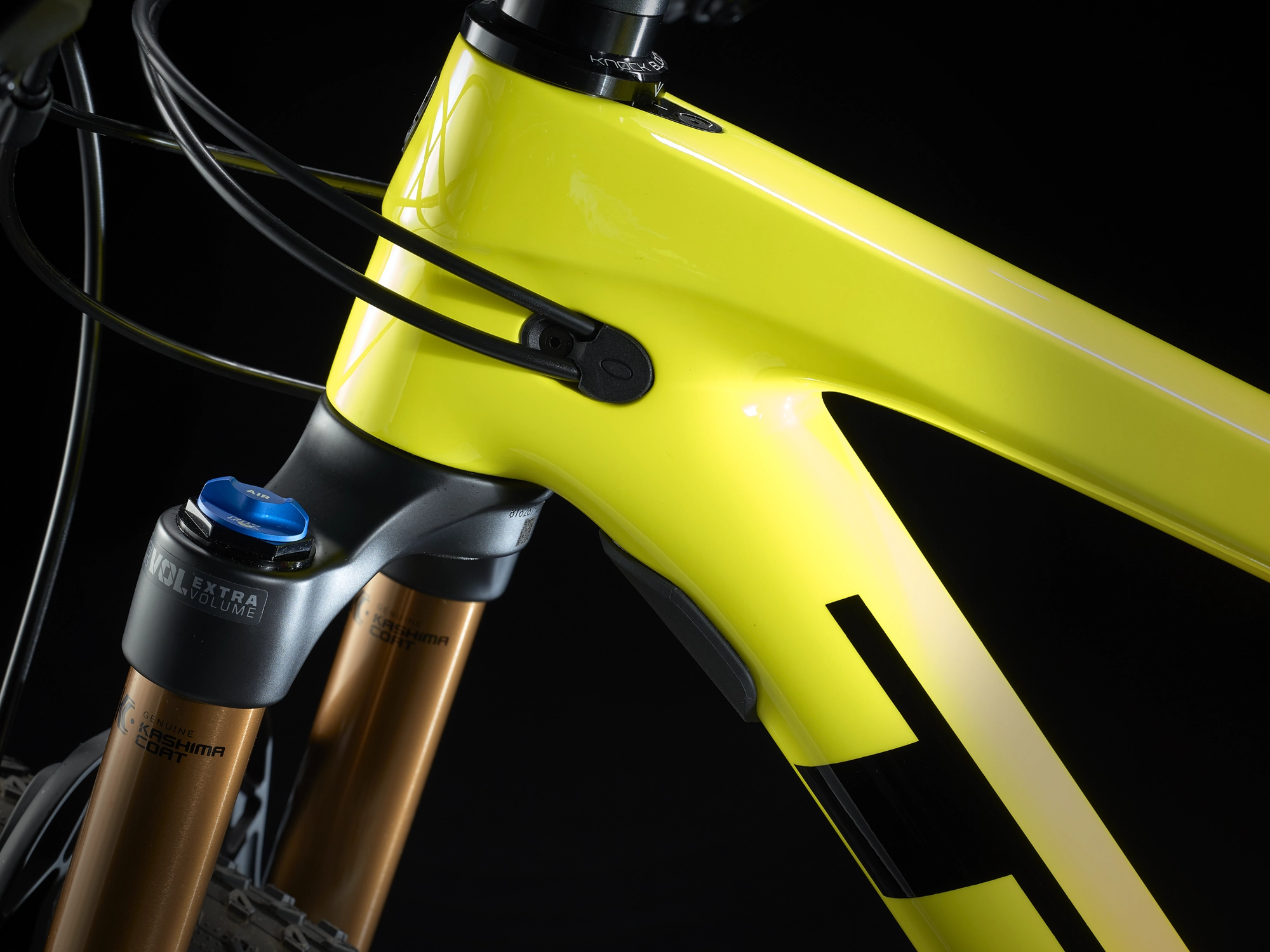 Trek Supercaliber 9.9 XTR L Radioactive Yellow To Coral - WERKSTATT17 Bikeshop 12 Trek Supercaliber 9.9 XTR L Radioactive Yellow To Coral - WERKSTATT17 Bikeshop – Bild 10