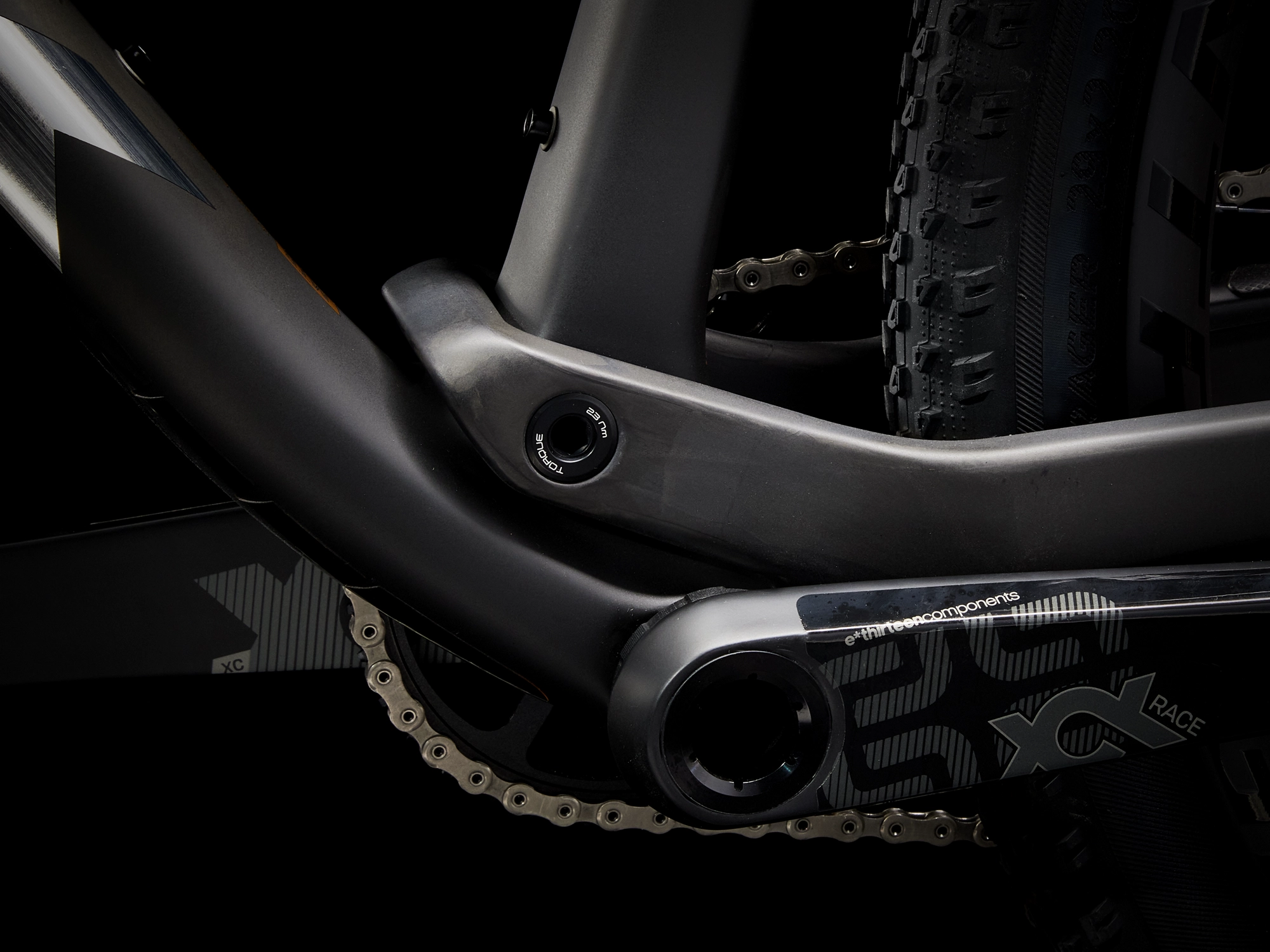 Trek Supercaliber 9.9 XTR ML Matte Raw Carbon/Gloss Tre - WERKSTATT17 Bikeshop 11 Trek Supercaliber 9.9 XTR ML Matte Raw Carbon/Gloss Tre - WERKSTATT17 Bikeshop – Bild 9