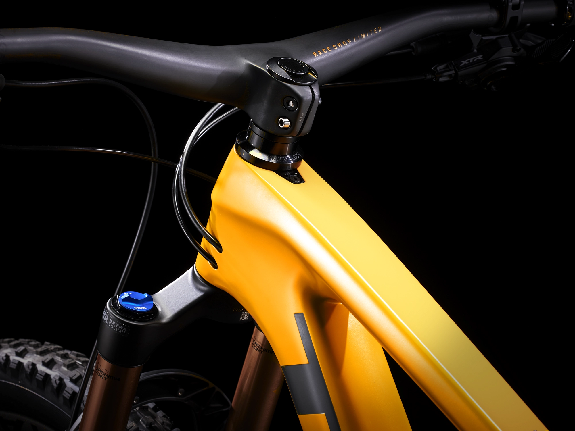 Trek Top Fuel 9.9 XTR XL Satin Baja Yellow - WERKSTATT17 Bikeshop 5 Trek Top Fuel 9.9 XTR XL Satin Baja Yellow - WERKSTATT17 Bikeshop – Bild 3