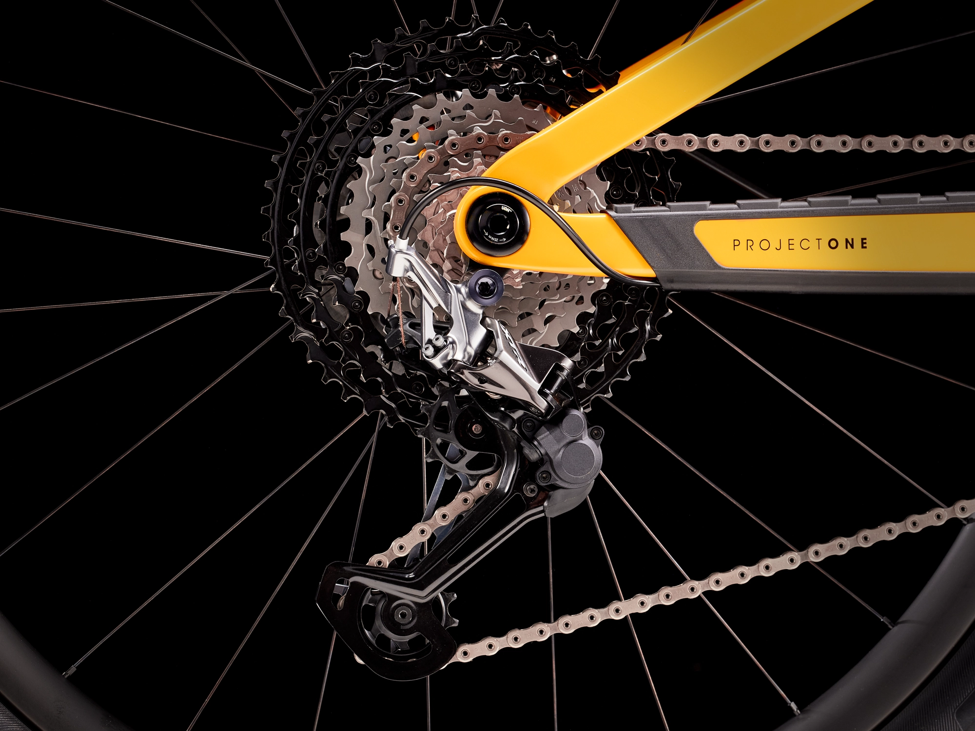 Trek Top Fuel 9.9 XTR XL Satin Baja Yellow - WERKSTATT17 Bikeshop 6 Trek Top Fuel 9.9 XTR XL Satin Baja Yellow - WERKSTATT17 Bikeshop – Bild 4