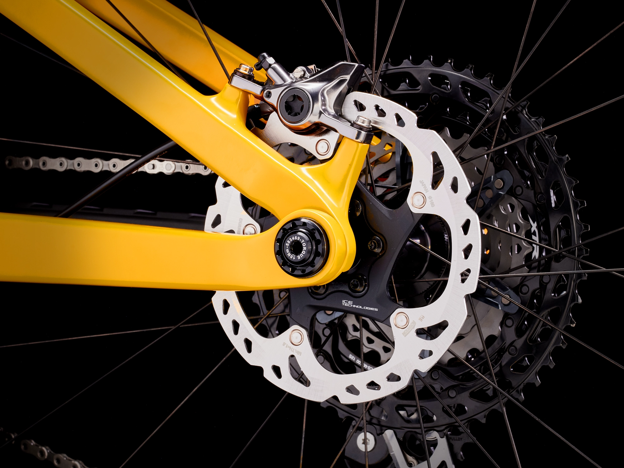 Trek Top Fuel 9.9 XTR XL Satin Baja Yellow - WERKSTATT17 Bikeshop 10 Trek Top Fuel 9.9 XTR XL Satin Baja Yellow - WERKSTATT17 Bikeshop – Bild 8